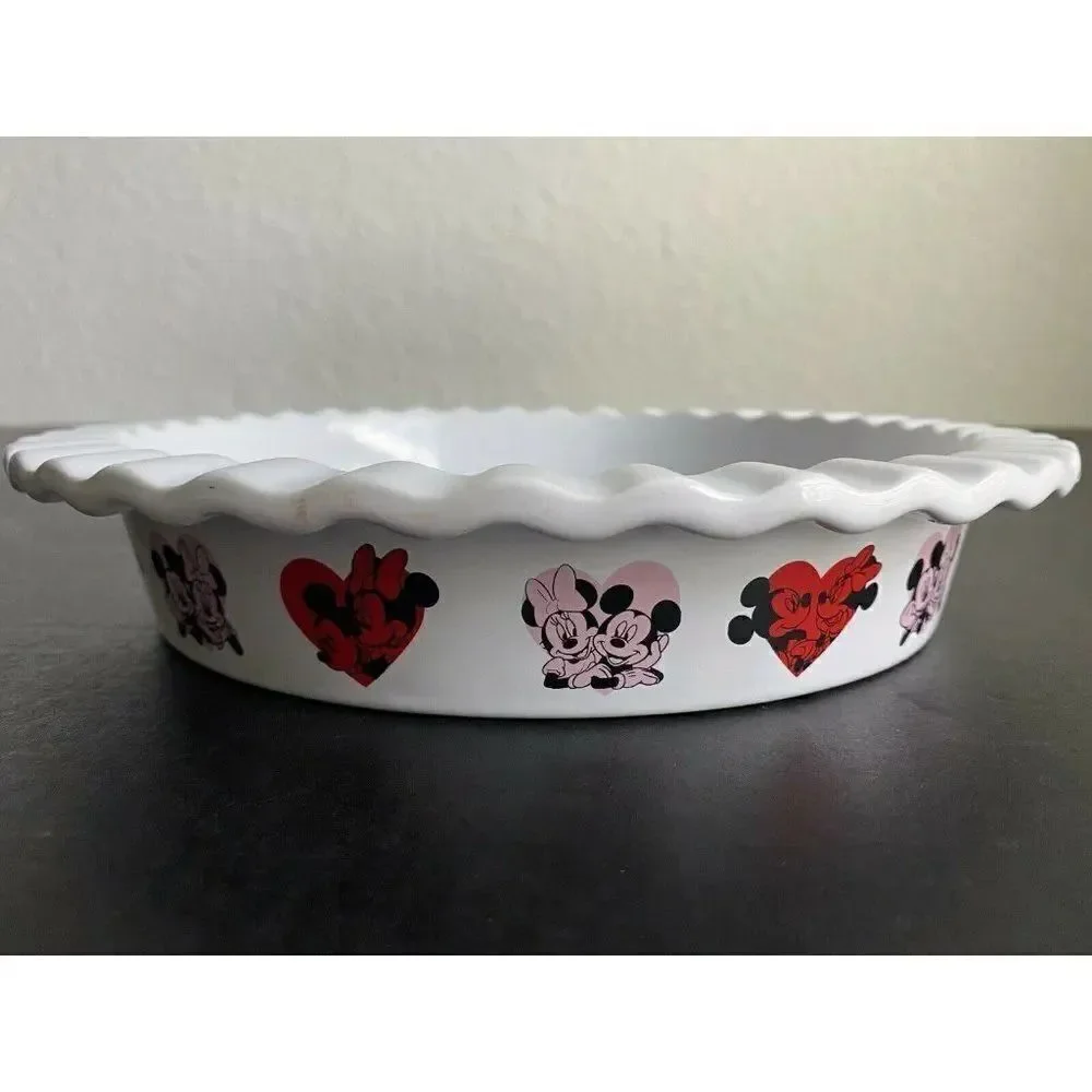 DISNEY MICKEY MINNIE MOUSE‎ VAlentine’s PIE DISH BOWL Round 9” Ceramic New